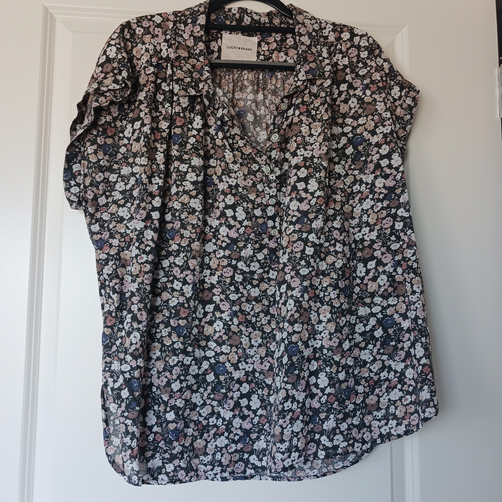 Lucky Brand Black Floral Button-Front Blouse